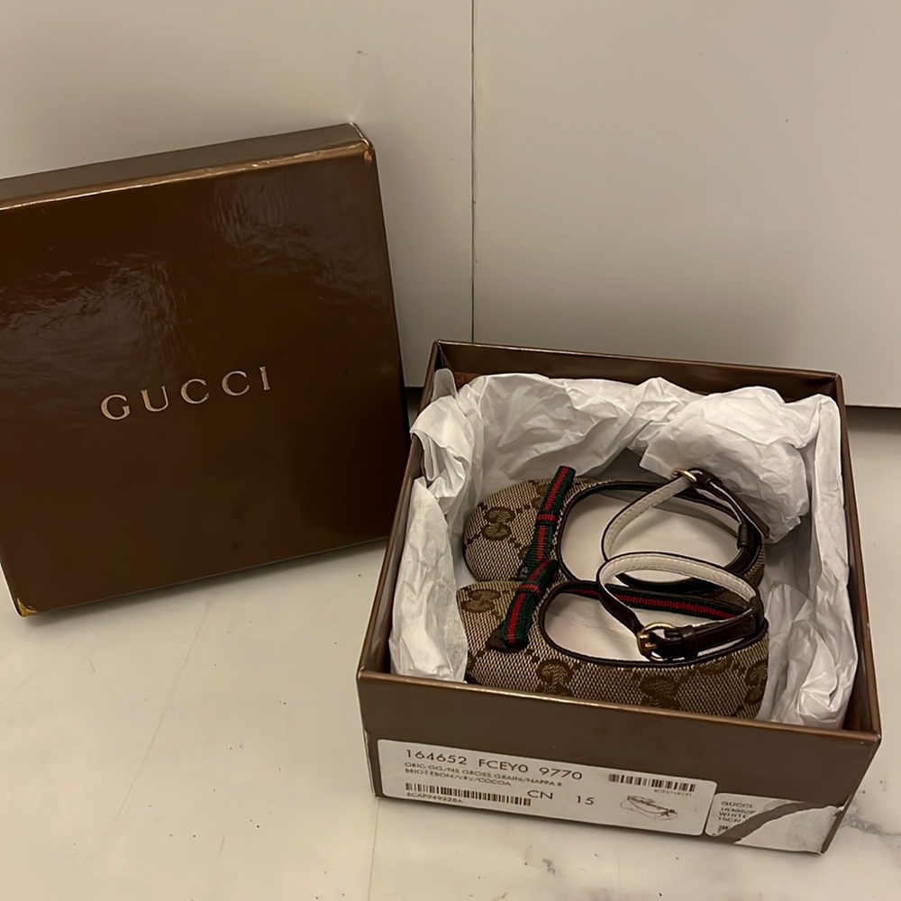 Gucci Baby Shoes in Brown Logo Print with Gucci Green & Red Ribbon Bows